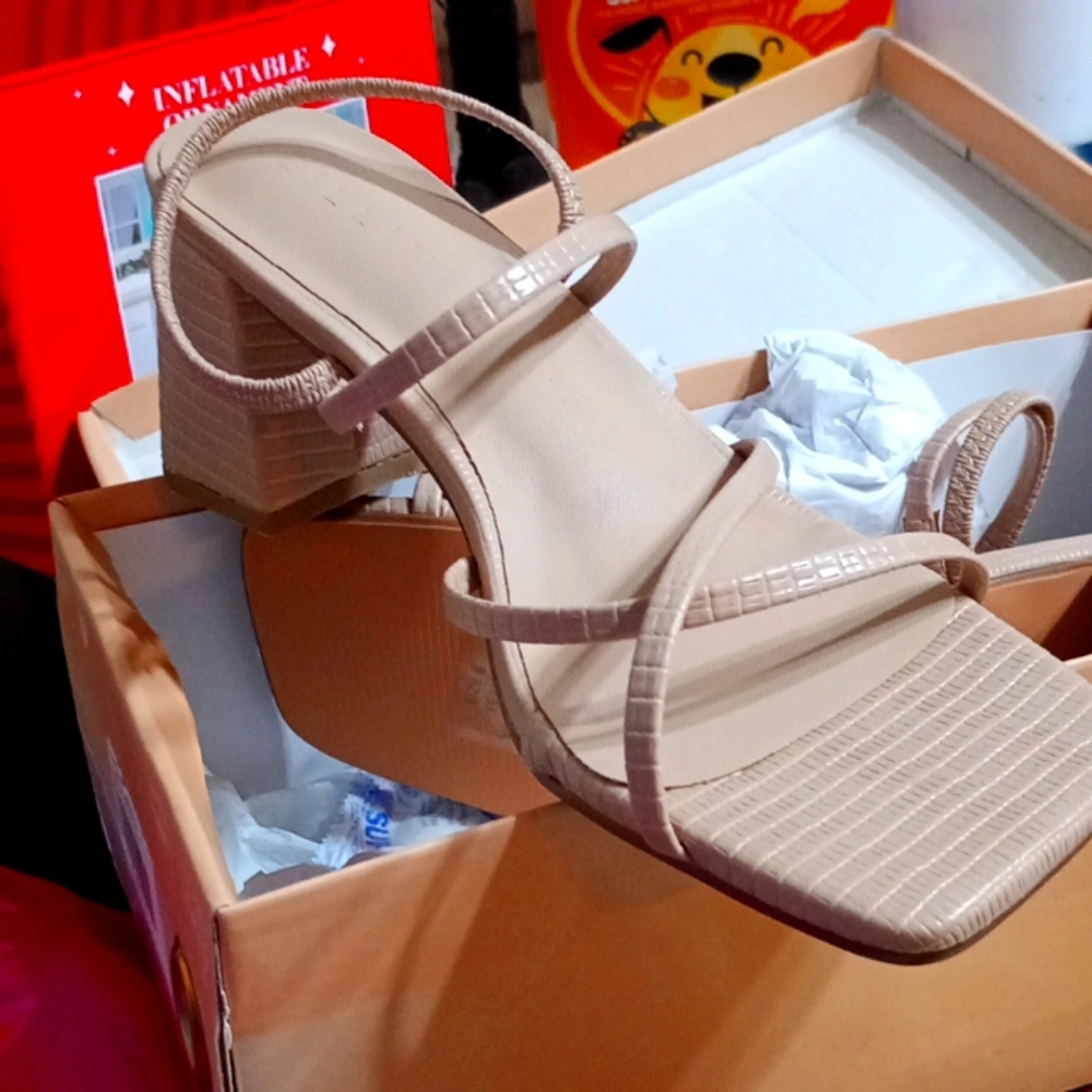 Billini Yesha Heels